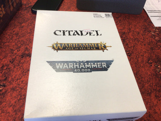 Citadel Warhammer 40K/Age of Sigmar Chaos Warshrine