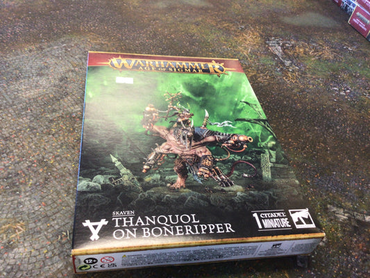 Warhammer Age of Sigmar Thanquol on Boneripper